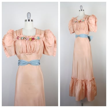 Vintage 1930s 1940s dress formal gown taffeta puff sleeves millinery flower corsage party dress 