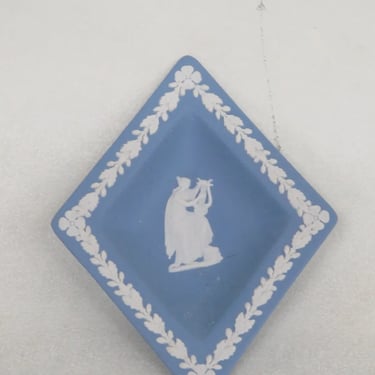 Wedgwood Jasperware Blue Terpsichore Diamond Shape Trinket Vanity Pin Dish 3633B