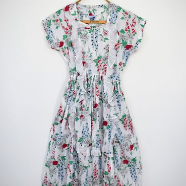 Vintage 1940s Floral Cotton Frock | XS | 40s Floral Print Dress with Apron Ruffle Detail 