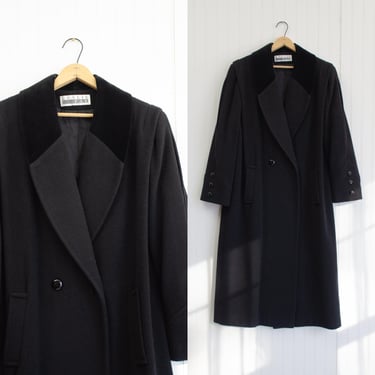 black wool coat 80s 90s vintage Leslie Faye velvet collar heavy warm oversized coat 