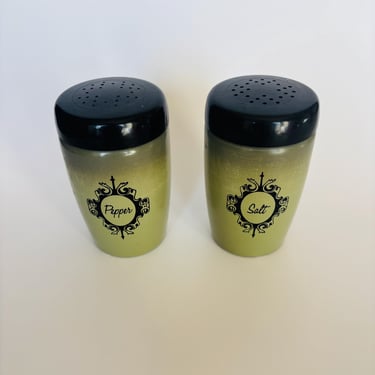 Set of Vintage West Bend Made in USA Salt and Pepper Shakers Metal and Plastic Olive Green 
