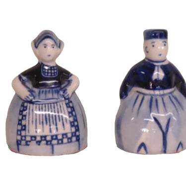 Delft Blue Salt and Pepper Shakers Man and Woman Holland Delftware 3859B