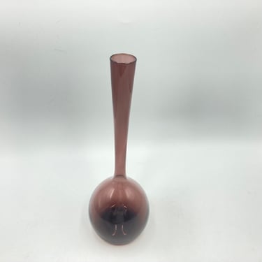 Mid-Century Scandinavian Amethyst Glass Tall Bulb Vase, Wide Bottom, Thin Neck, Vintage Art Glass Purple, Possibly Glasbruk or Gullaskruf 