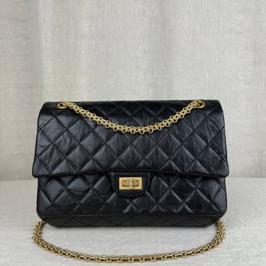 Chanel 2.55 Reissue Flap 226 Black