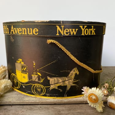 Vintage Dobbs 5th Avenue Hat Box, New York City Shops, Shabby, Horse And Carriage, Black And Yellow 