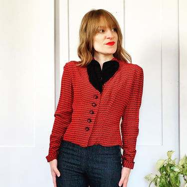 Xs/S 1940s Black and Red Heart Lapel Blouse 