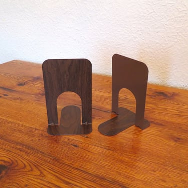Vintage Metal Bookends 1 Pair Faux Wood Grain Industrial Office MCM 70's Library Style 