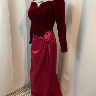 80s vintage Formal Dress Satin and Velvet Red Rose off shoulder S 