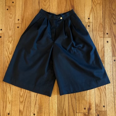 90s Black Culotte Shorts | XXS/Extra Small 24