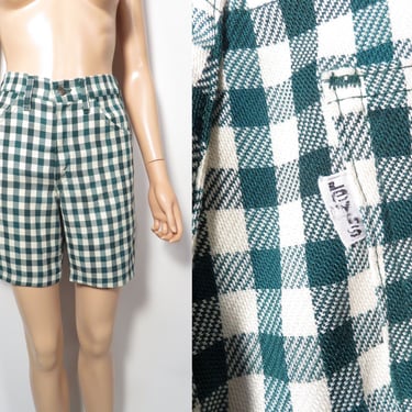 Vintage 70s Levis Unisex Green Gingham Checkered Shorts Size 29 Waist 