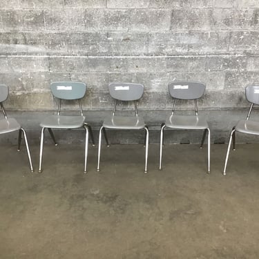 [5] Adult Size School Chairs (Seattle)