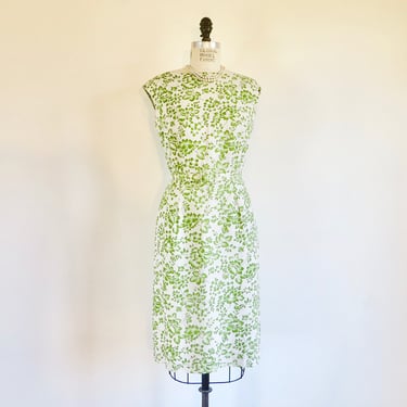 1960's Green and White Floral Print Linen Look Wiggle day Dress Sleeveless Sheath Style Belted 60's Spring Summer Dresses 30" Waist Size Med 