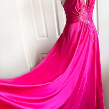 sz MEDIUM Hot Pink OLGA Long Nightgown Vintage, Full Sweep, Night Gown, Fuchsia Pink, Style# 2170, Gold Label 
