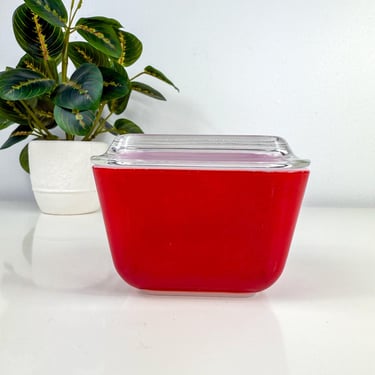 Vintage Pyrex Primary Colors Red Refrigerator Dishes #501 w/lid, Small Red Fridgie Single Replacement, Old Pyrex Vintage Dish Food Network 