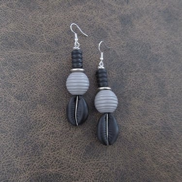 Cowrie shell earrings, black and gray earrings, chunky earrings 