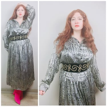 1980s Vintage Variety Silver Crocodile Print Set / 80s / Silky Oversized Blouse and Skirt / Size Large - XL 