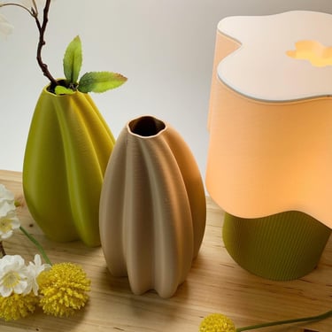 MILA Decor Vase 02 - Designed and Sustainably made by Honey & Ivy Studio in Portland, Oregon 