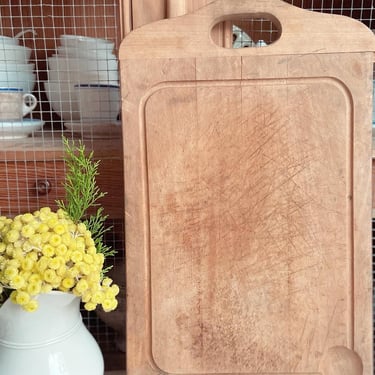 Vintage French farmhouse chopping board, cheese board, bread board 