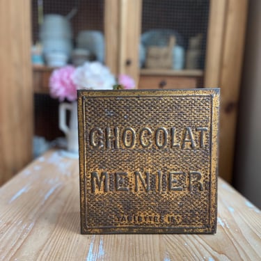 Beautiful antique French chocolat menier wooden crate box | Grain
