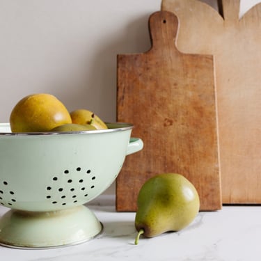 vintage french pistachio green country kitchen colander