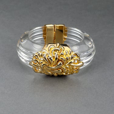 Lucite Chrysanthemum Bracelet II