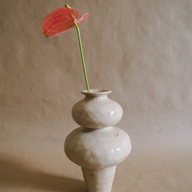 SAMPLE SALE // Peche Vase 