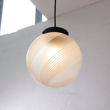 Suspension sphere Vintage etched glass with white and amber spiral reeds diameter 20 cm, Lamp Made in Italy 