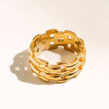 Roxie 18K Gold Non-Tarnish Braided Chain Ring