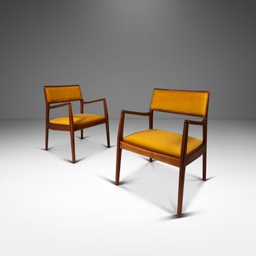 Set of Two (2) Mid-Century Modern Model C140 