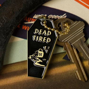 Dead Tired Coffee Coffin Vintage Brass Metal Keychain for Coffee Lovers, Coffee Drinkers, Black Coffee, Baristas Keyring, Foodie Gifts 