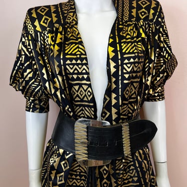 Vtg 1980s black and gold Egyptian revival jacket 
