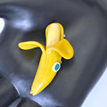 Kitsch 60's polymer clay peeled banana pin, novelty half peeled banana with blue sticker brooch 