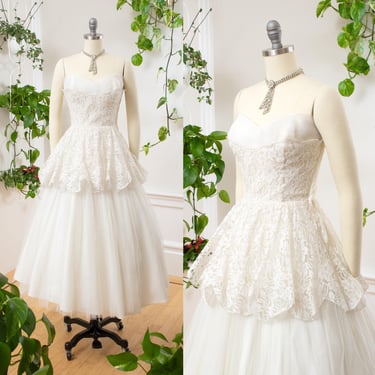 Vintage 1950s Wedding Gown | 50s White Tulle Lace Strapless Sweetheart Cupcake Full Length Maxi Fit and Flare Bridal Dress | x-small/small 