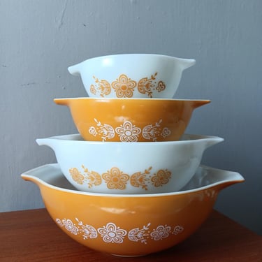 Pyrex Golden Butterfly Cinderella Bowls | Four Piece Mixing Bowl Set 