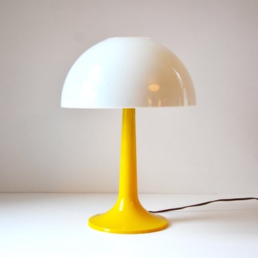 Vintage Mid Century Modern Yellow Tulip Base Mushroom Table Lamp, 1970s 