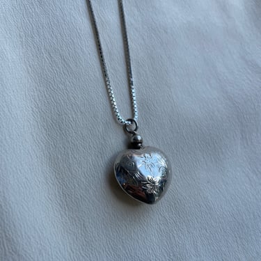 engraved silver heart perfume/potion necklace N025