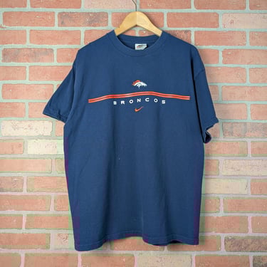 Vintage 90s Embroidered Nike NFL Denver Broncos ORIGINAL Sports Tee - Medium 