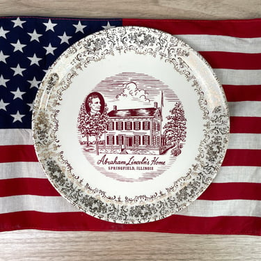 Abraham Lincoln's Home Springfield, IL souvenir plate - vintage wall decor 