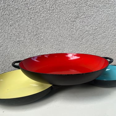 Vintage set of 3 sauté serving pans enamelware cookware yellow red blue 