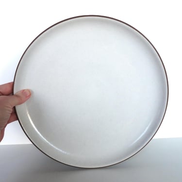 Vintage Heath Ceramics Dinner Plate in Opaque White and Matte Brown, 10 3/4