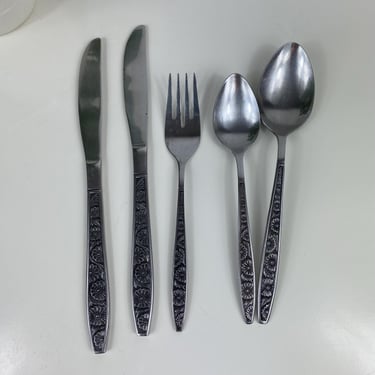 Vintage Korea Spring Bouquet Stainless Flatware Silverware Set of 5, replacement set 