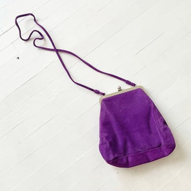 1970s Royal Purple Kisslock Suede Bag 