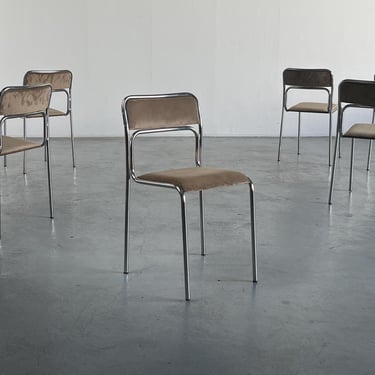 Bauhaus Chrome Tubular Steel and Beige Velvet Chairs / 1980s Italian Modernist Stackable Dining Chairs 