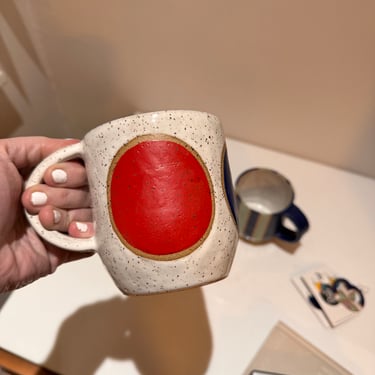 Mod Dot: Mug