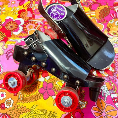 70’s Famolare Black Patent Leather Red Wheel Rollerskate Clogs