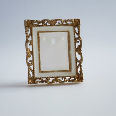 Vintage Mini Plastic Frames for Art, Dollhouse Plastic Wall Art Frame 1:12 scale, Small-Scale Picture Frames 