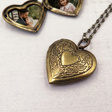 Heart Locket Necklace, Anniversary Gift for Her, Personalized Heart Pendant, Photo Locket, Victorian Heart, Wedding Gift 