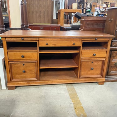 Stanley Furniture Writing Desk