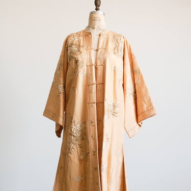 1920s Apricot Floral Motif Embroidered Silk Robe 