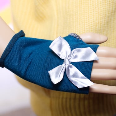 Teal with Silver Bow Fingerless Gloves 